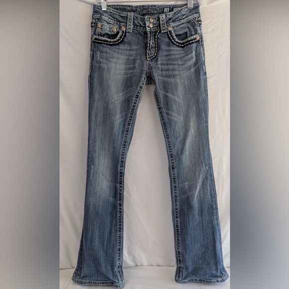 Miss Me Bootcut Jeans Sz 28 Vintage Wash Embellished Pockets - Picture 1 of 5